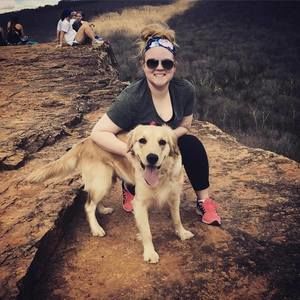 Meet your Posher, Caitlin